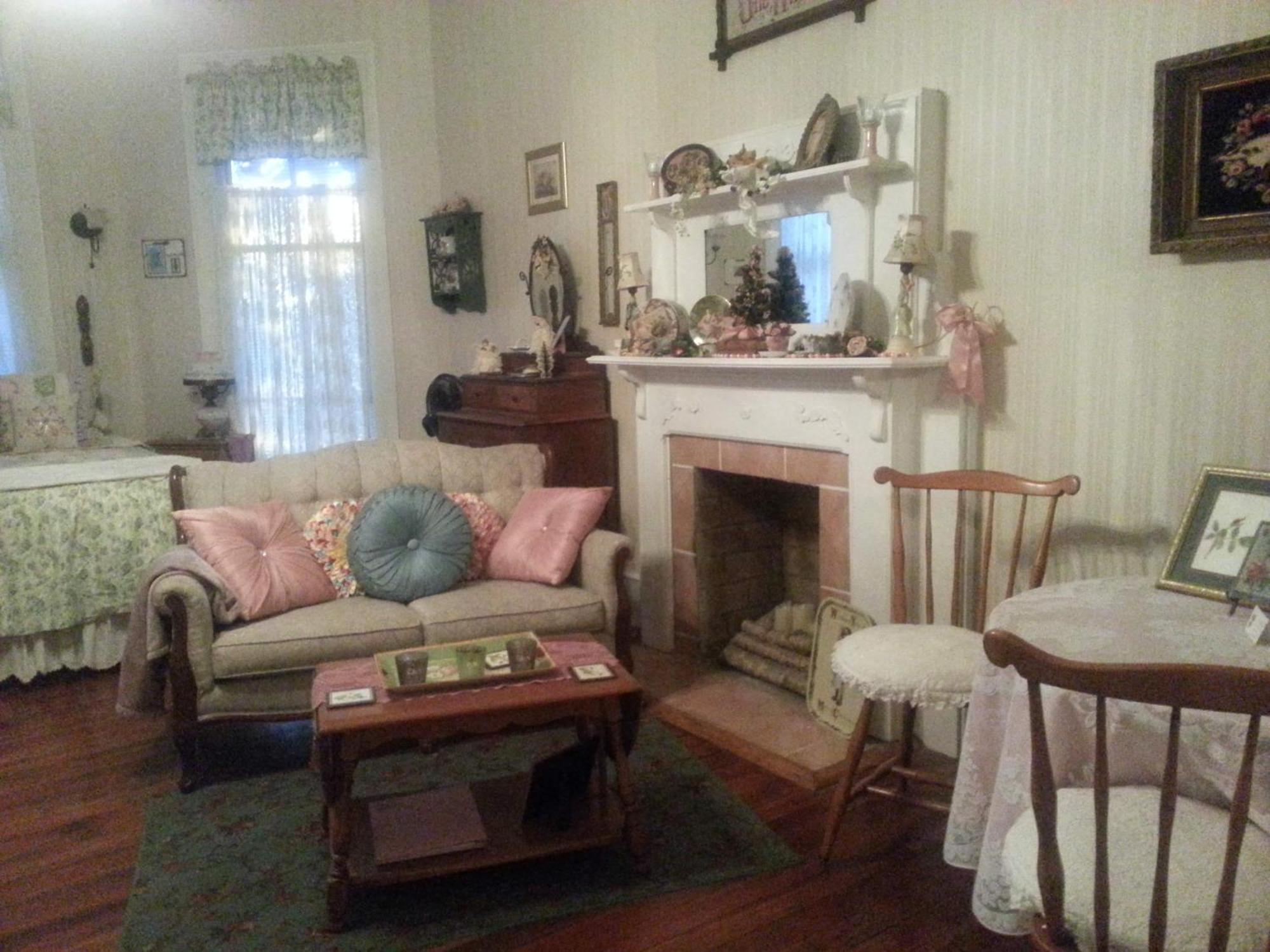 Holly House Of Hamilton Bed and Breakfast Kamer foto