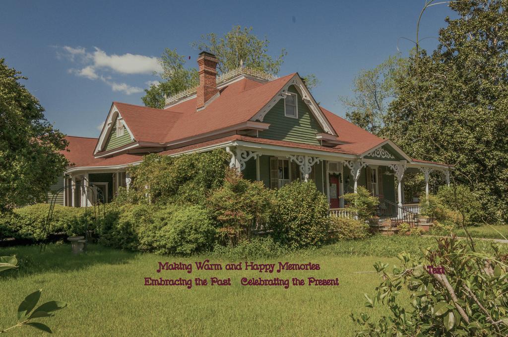 Holly House Of Hamilton Bed and Breakfast Buitenkant foto